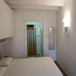 Bilocali E Mono Al Mare Сенигаллия